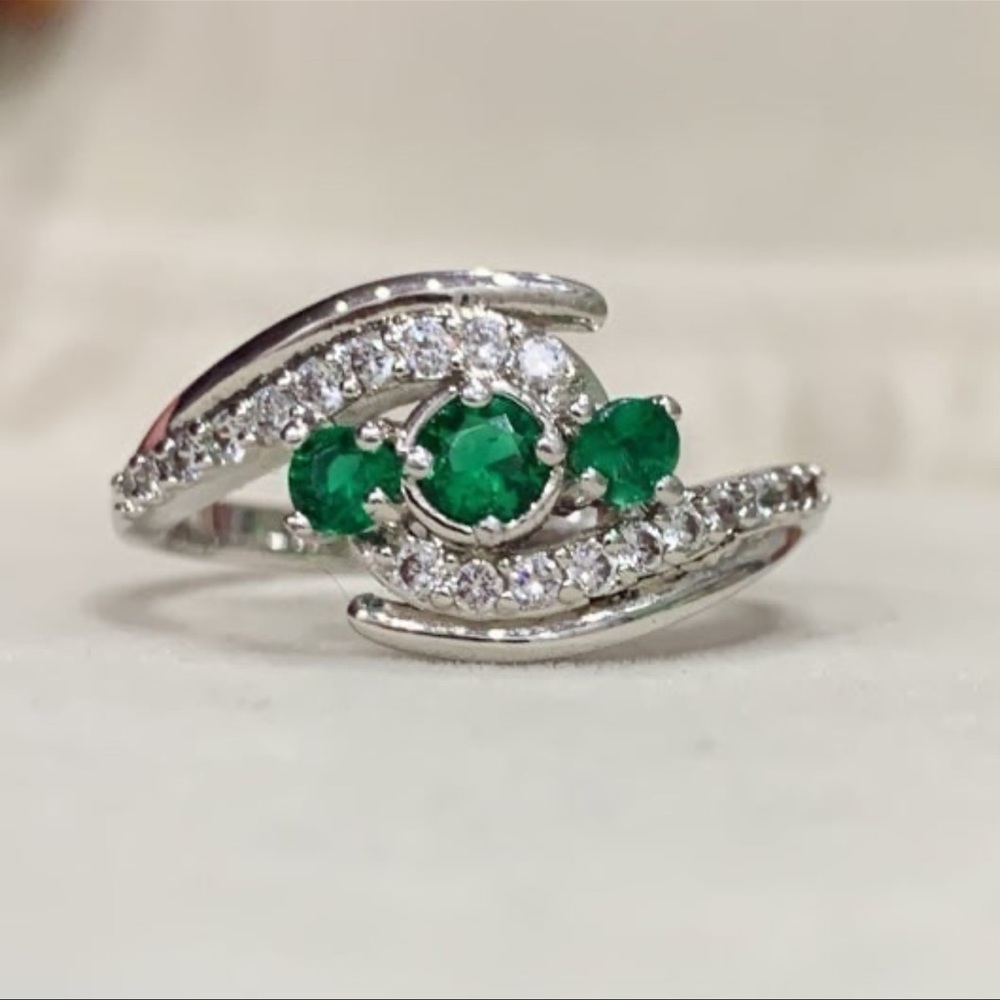 Fragrant Jewels Ring - Size 8.5